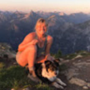 Meet your Posher, Elise